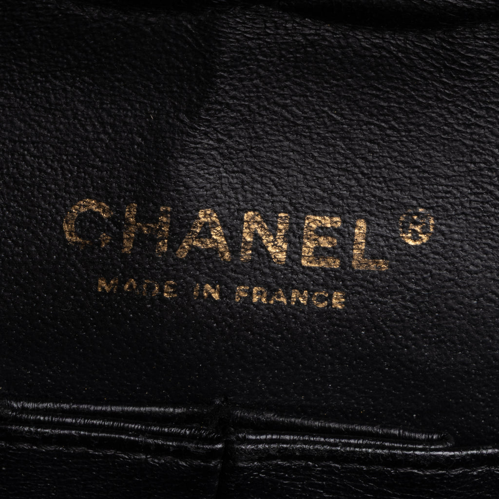 Shoulder Bag Classic Double Flap 26 Black Quilted Caviar Leather