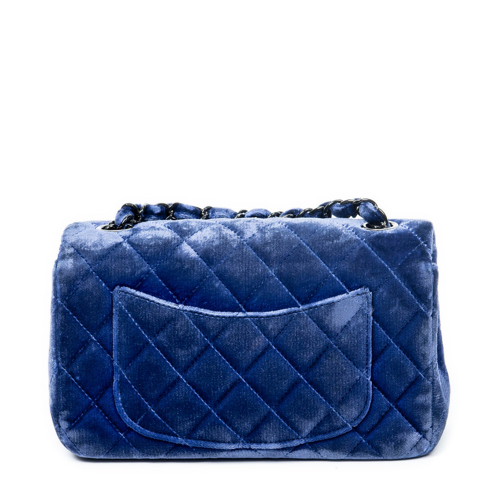 Bolso de hombro mini clásico solapa única cuero de terciopelo acolchado azul real