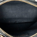 Bolso de hombro Mini Ville Top Handle Crossbody de piel de becerro granulada negra