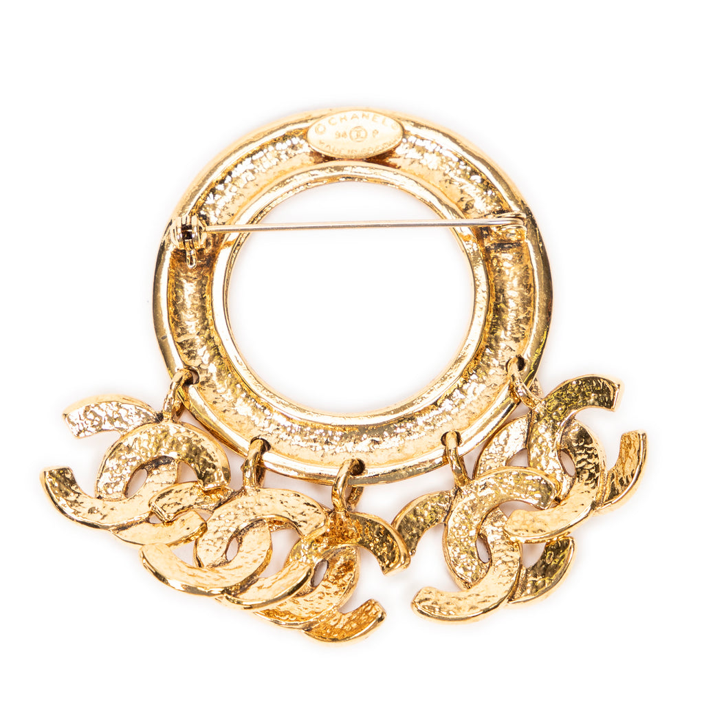 Broche CC Broche Dorado Bañado en Oro