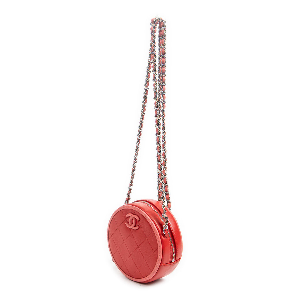 Shoulder Bag Color Pop Round Clutch with Chain Red Quilted Lambskin Leather