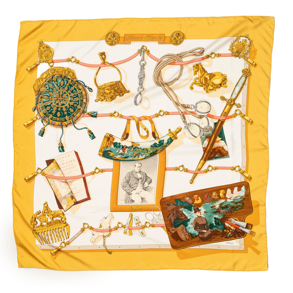 Scarf Scarf Mémoire d'Hermès Yellow 100% Twill Silk