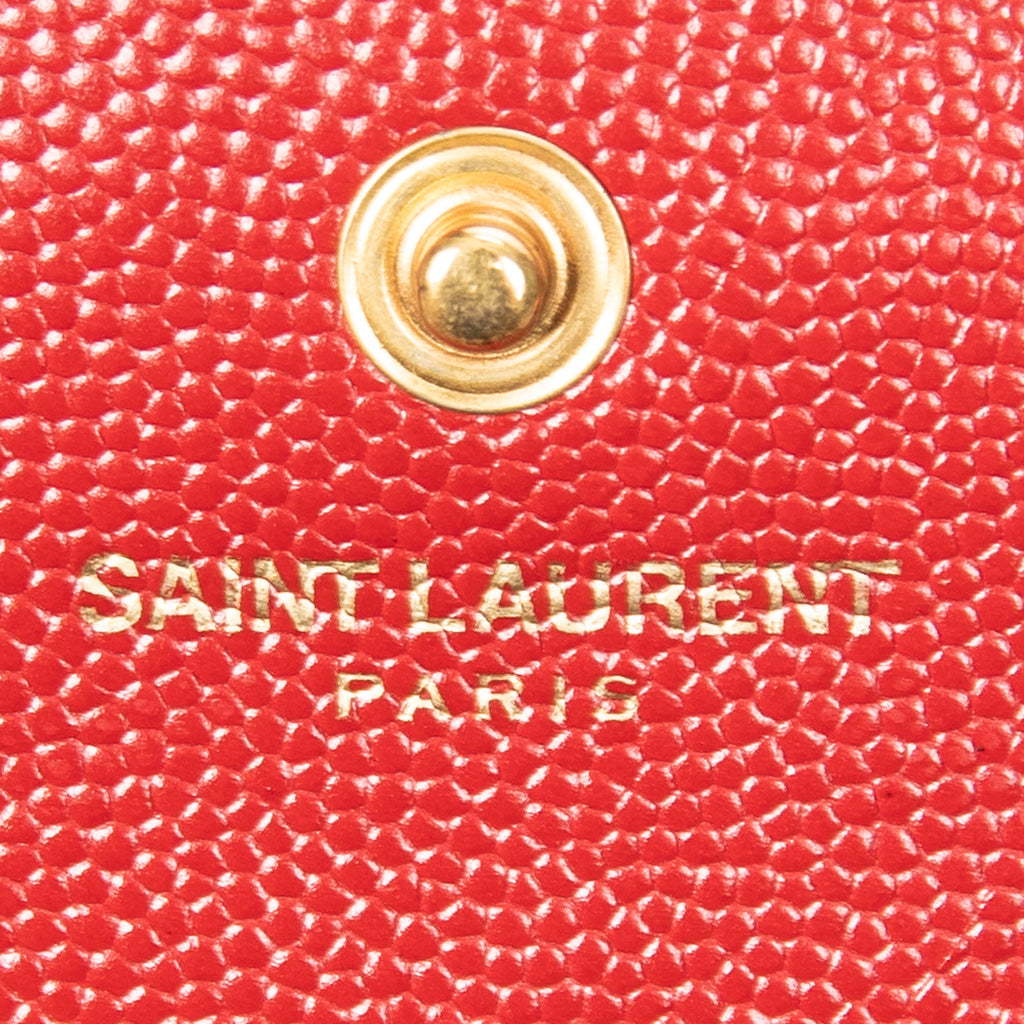 Bolso de Hombro Clásico Cassandre con Cadena de Piel Grano de Polvo Acolchada Roja