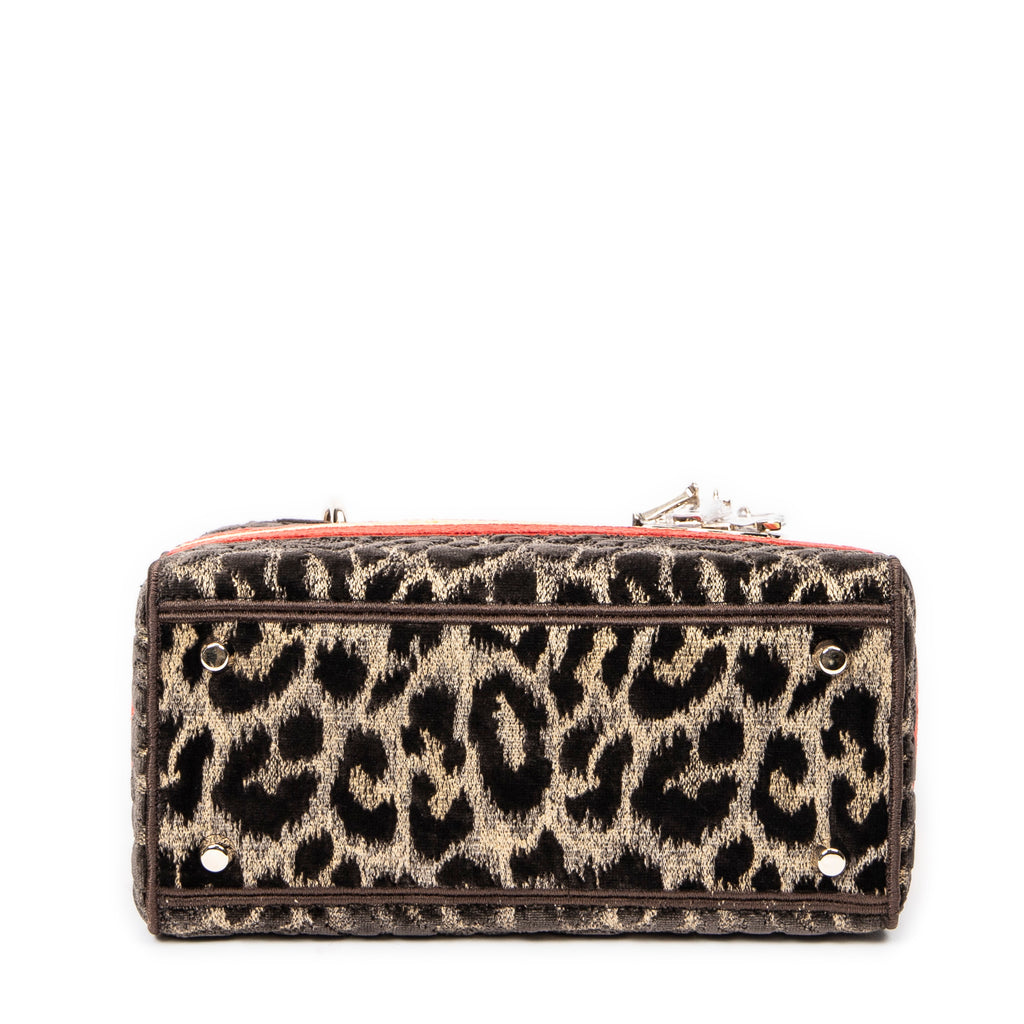 Shoulder Bag Medium Lady D-Lite Beige Embroidered Velvet Canvas