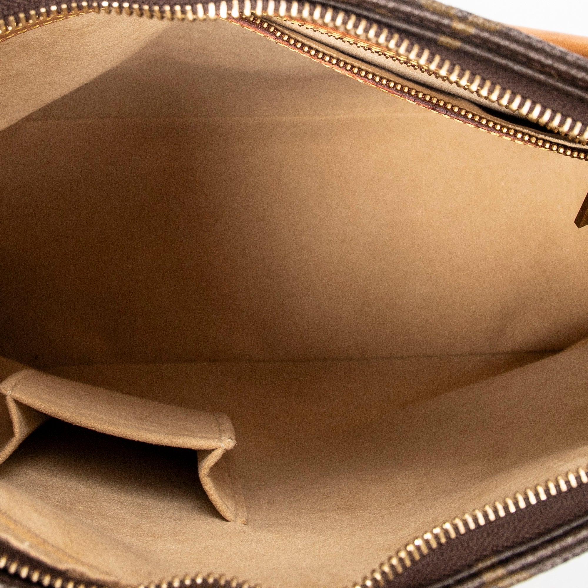 Shoulder Bag Looping GM Brown Monogram Canvas