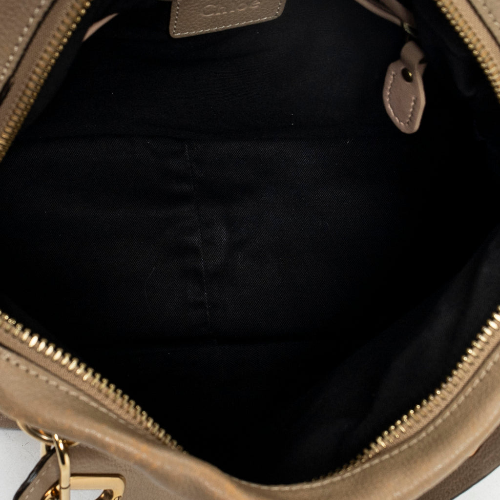 Shoulder Bag Medium Paraty Beige Grained Leather