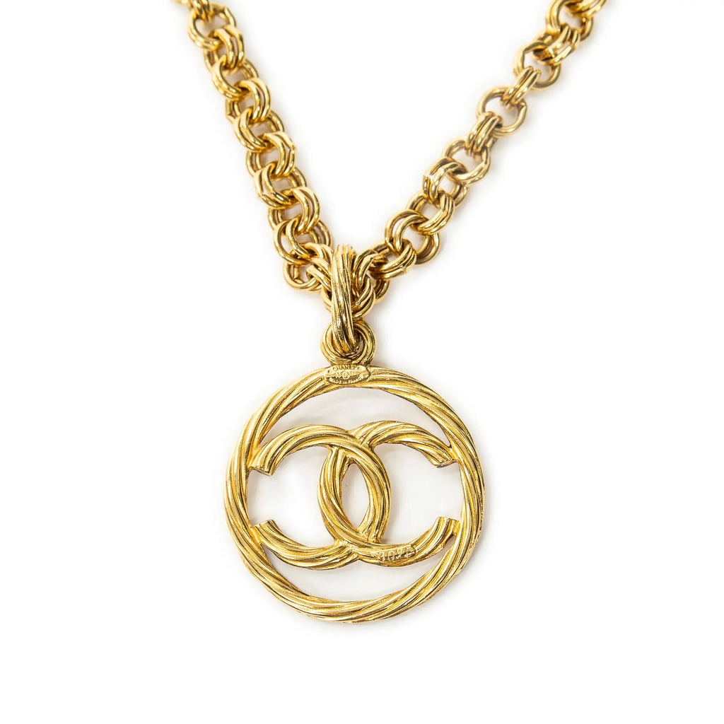 Collar grande CC colgante redondo cadena chapado en oro