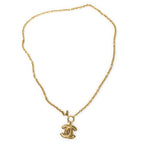 Collar acolchado con colgante de doble C, cadena chapada en oro
