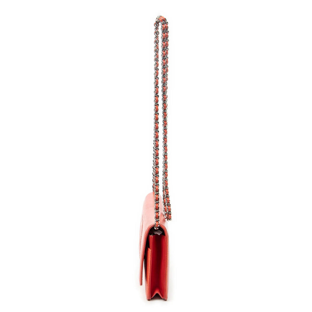 Bandolera CC Wallet on Chain de cuero caviar rojo coral