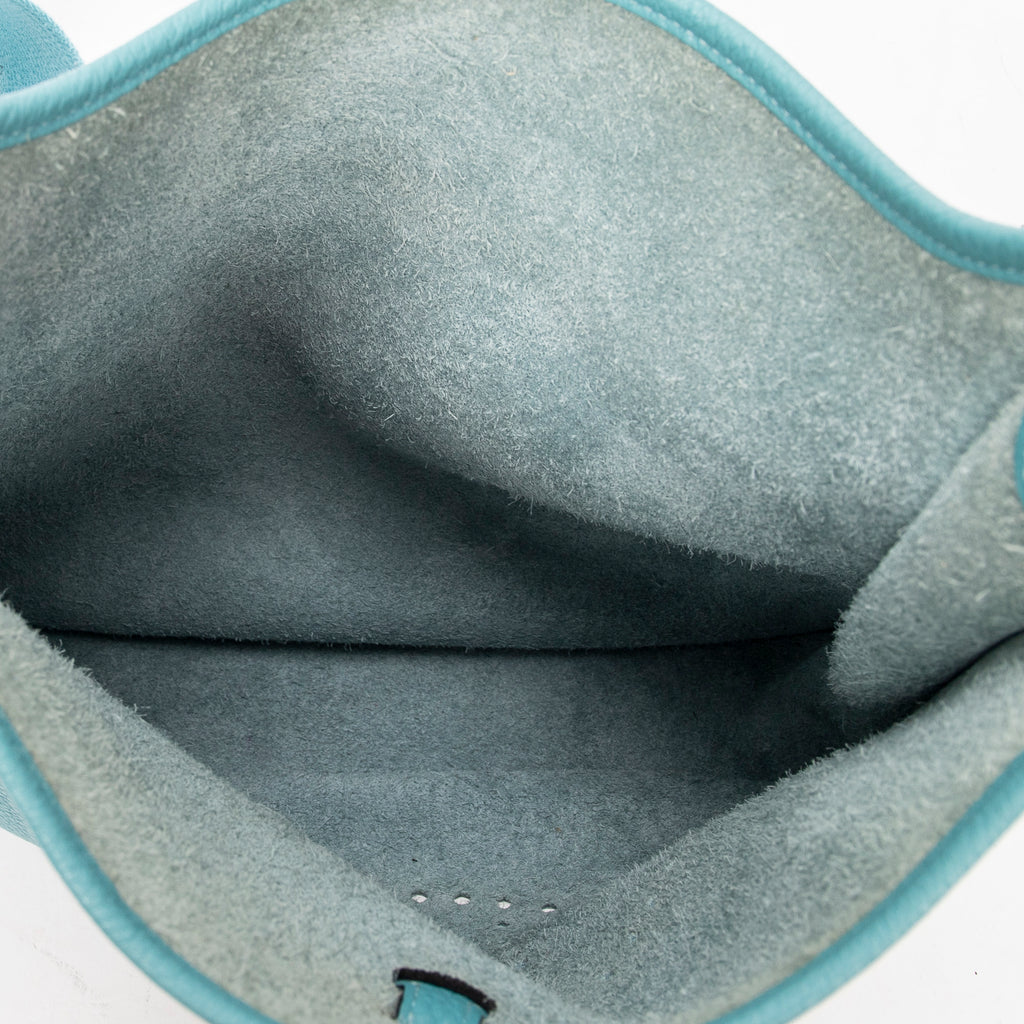 Shoulder Bag Evelyne III PM Blue Saint Cyr Clemence Leather