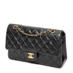 Bolso de hombro Classic Double Flap 26 de piel de becerro acolchada negra