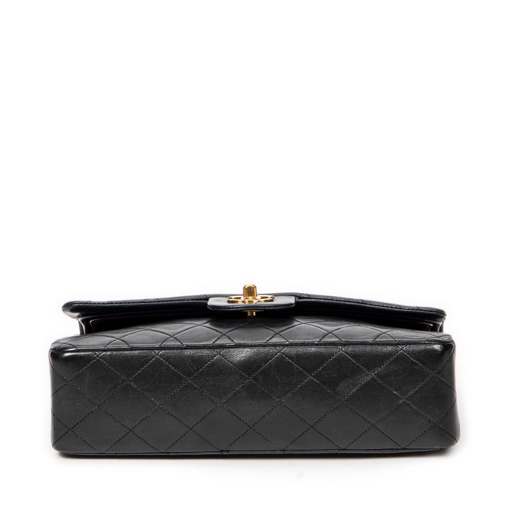 Shoulder Bag Classic Double Flap 26 Black Quilted Lambskin Leather