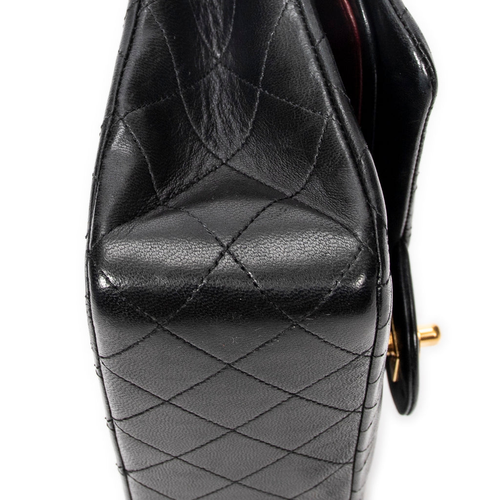 Shoulder Bag Classic Double Flap 26 Black Quilted Lambskin Leather