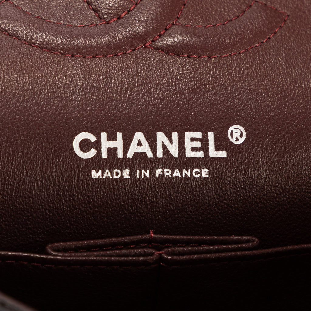 Shoulder Bag Classic Double Flap 26 Black Quilted Caviar Leather