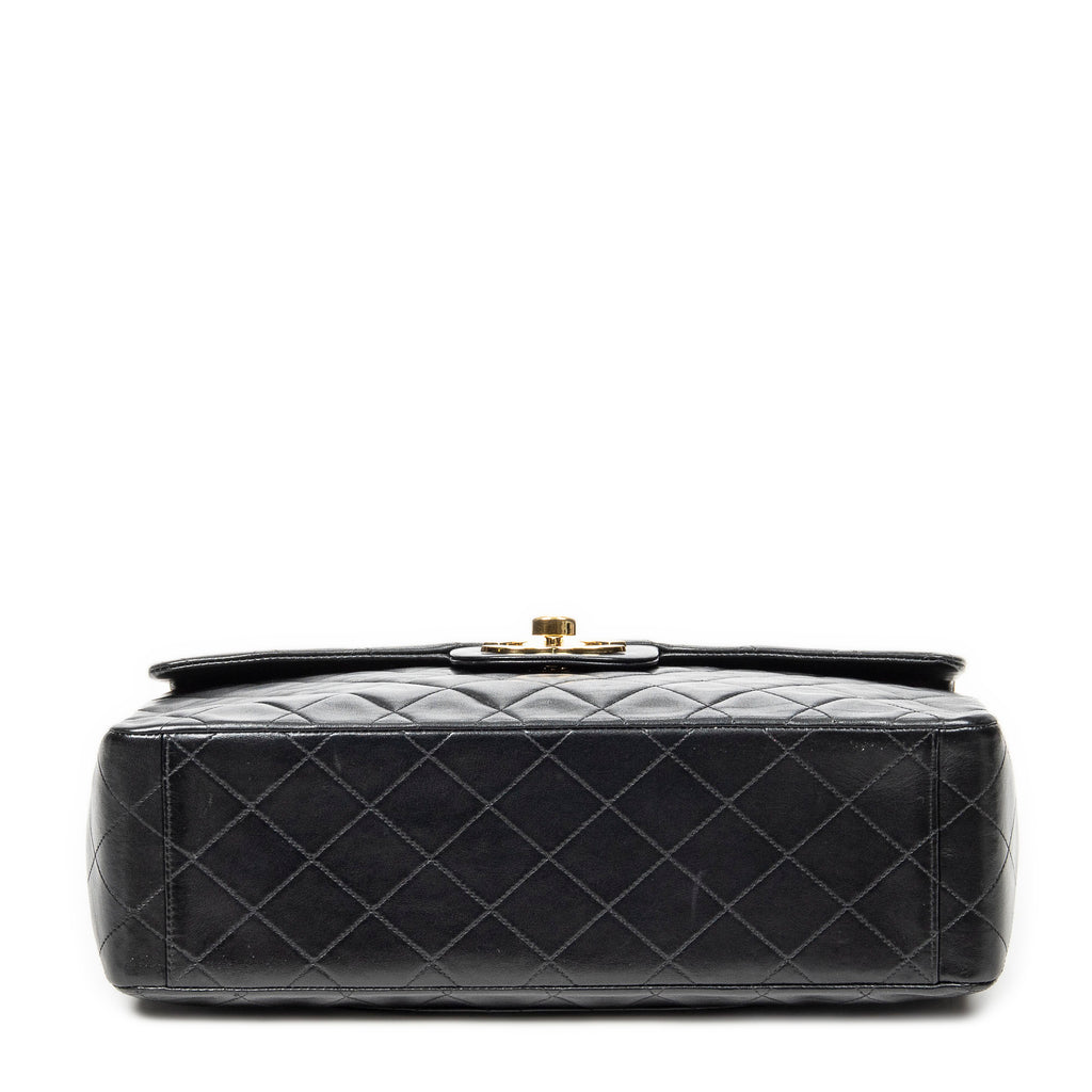Shoulder Bag Maxi Jumbo XL Flap Black Quilted Lambskin Leather