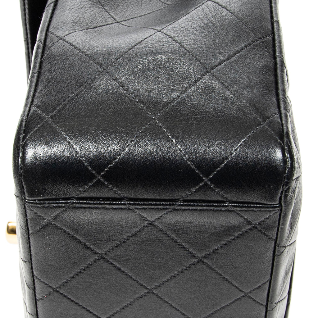 Shoulder Bag Maxi Jumbo XL Flap Black Quilted Lambskin Leather