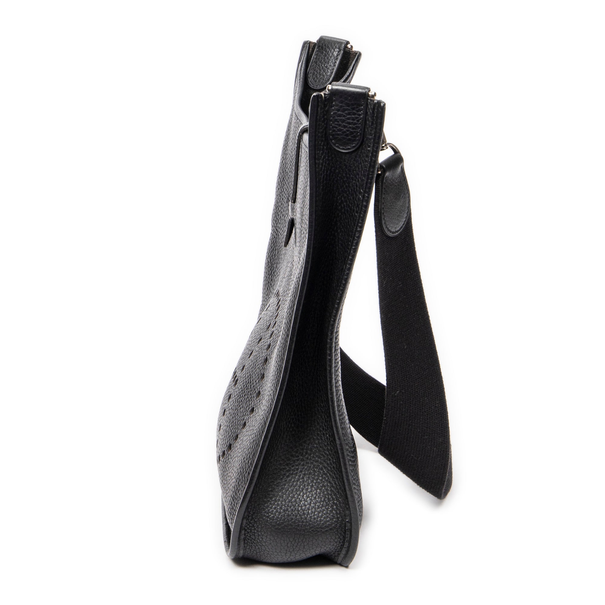 Shoulder Bag Evelyne I GM Black Togo Leather