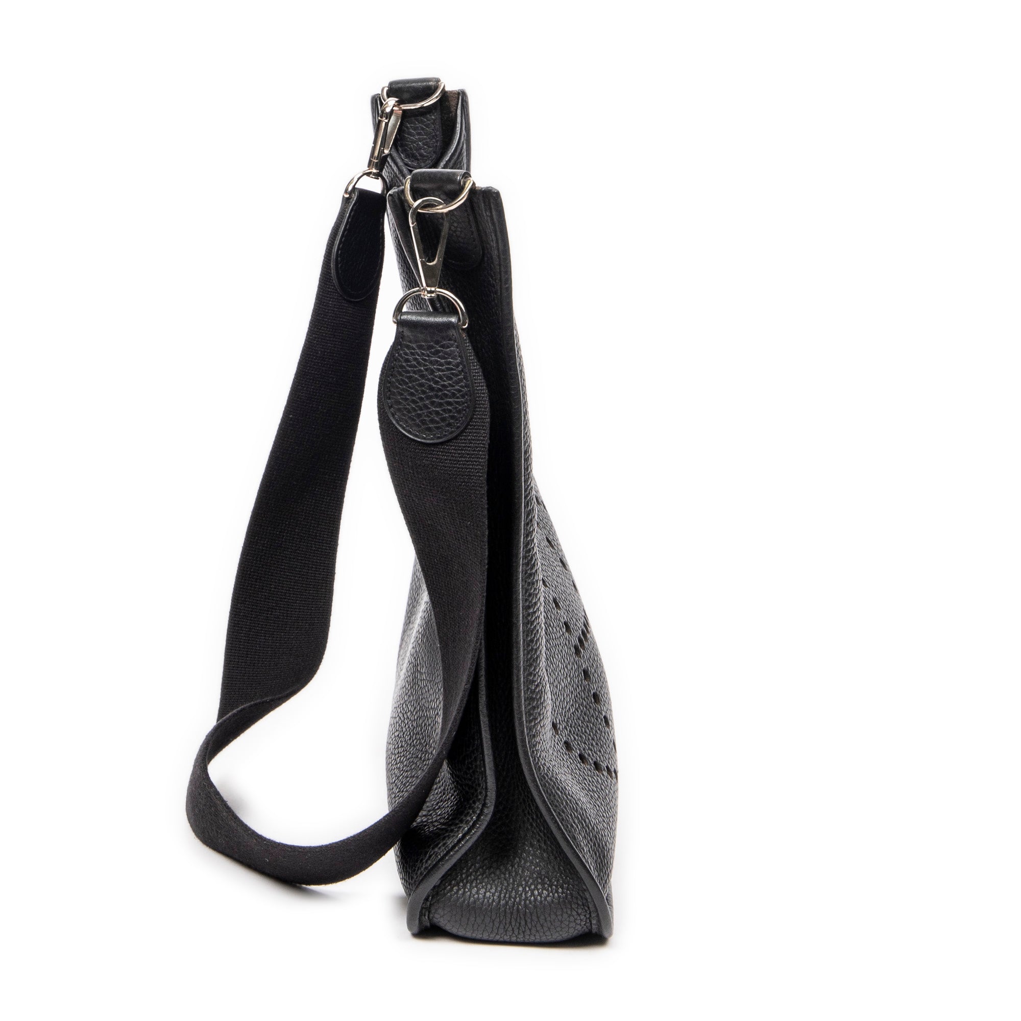 Shoulder Bag Evelyne I GM Black Togo Leather