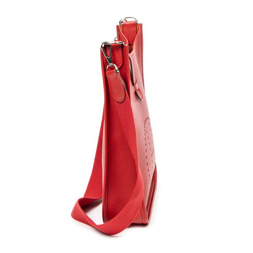 Sac bandoulière Evelyne I PM en cuir Epsom rouge