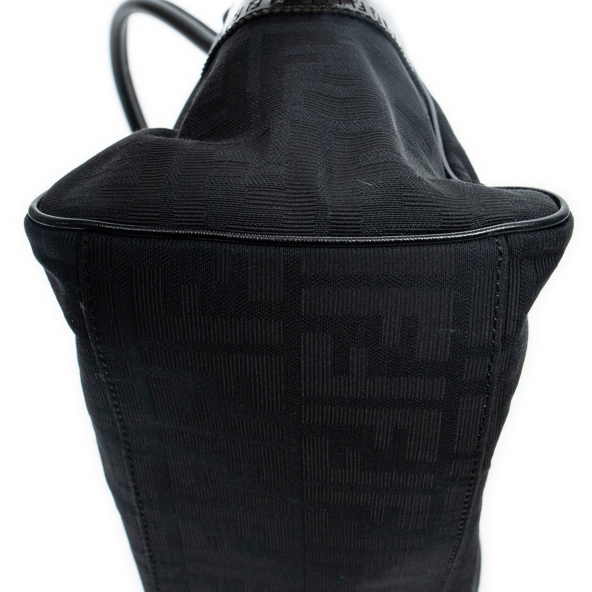 Shoulder Bag Medium Du Jour Tote Black Zucca Canvas