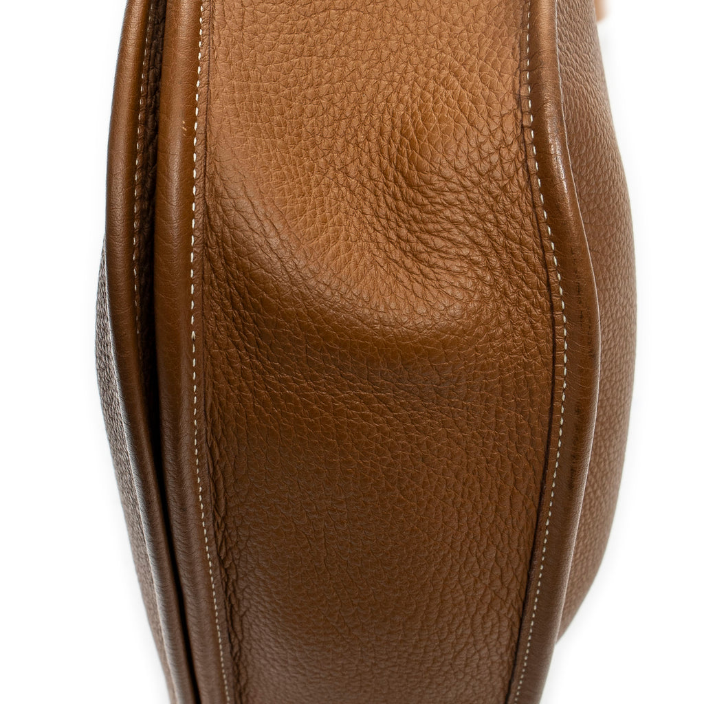 Shoulder Bag Evelyne II GM Gold Clemence Leather