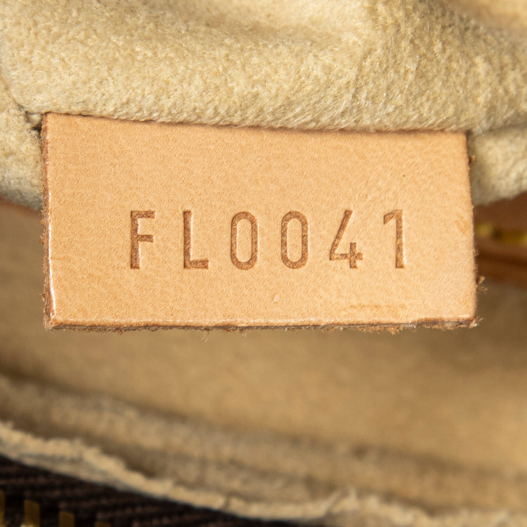 Shoulder Bag Looping MM Brown Monogram Canvas
