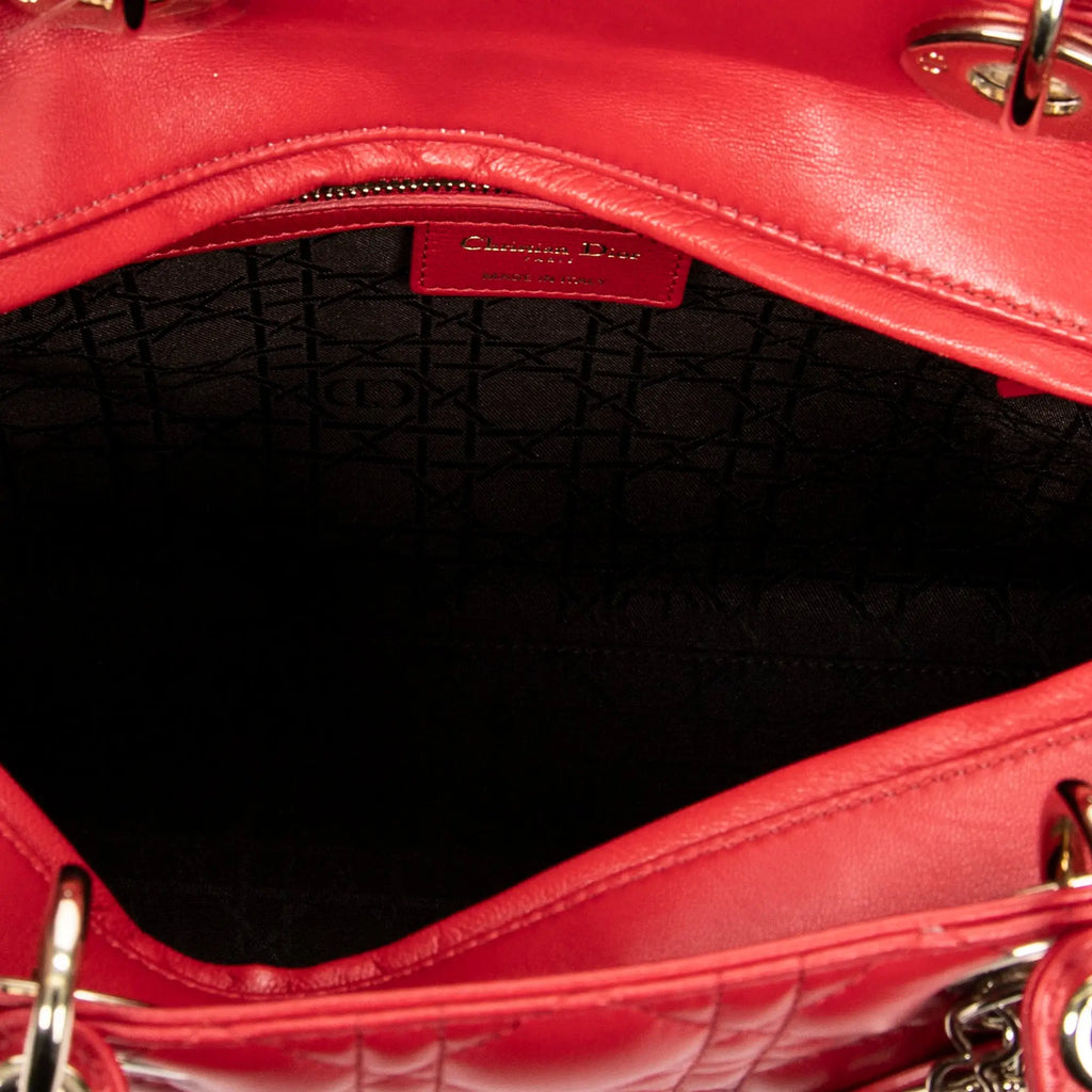 Bolso de hombro grande Lady Dior Zip de piel de cordero Cannage roja