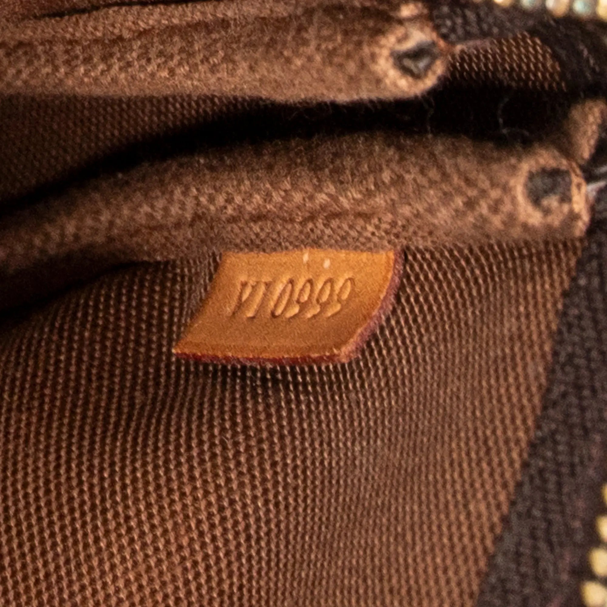 Louis Vuitton - Pochette Accessoires - Marron