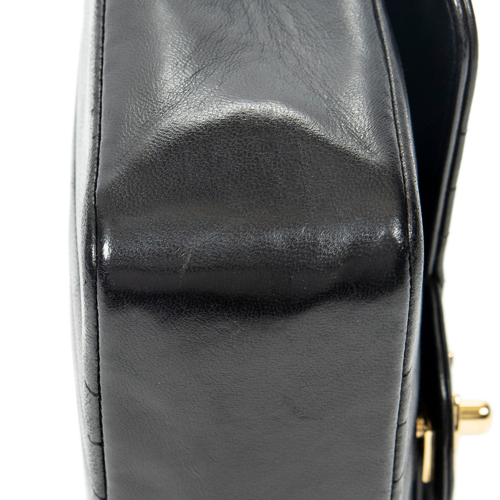 Shoulder Bag Vertical Stitch Single Flap 26 Black Quilted Vertical Lambskin Leather