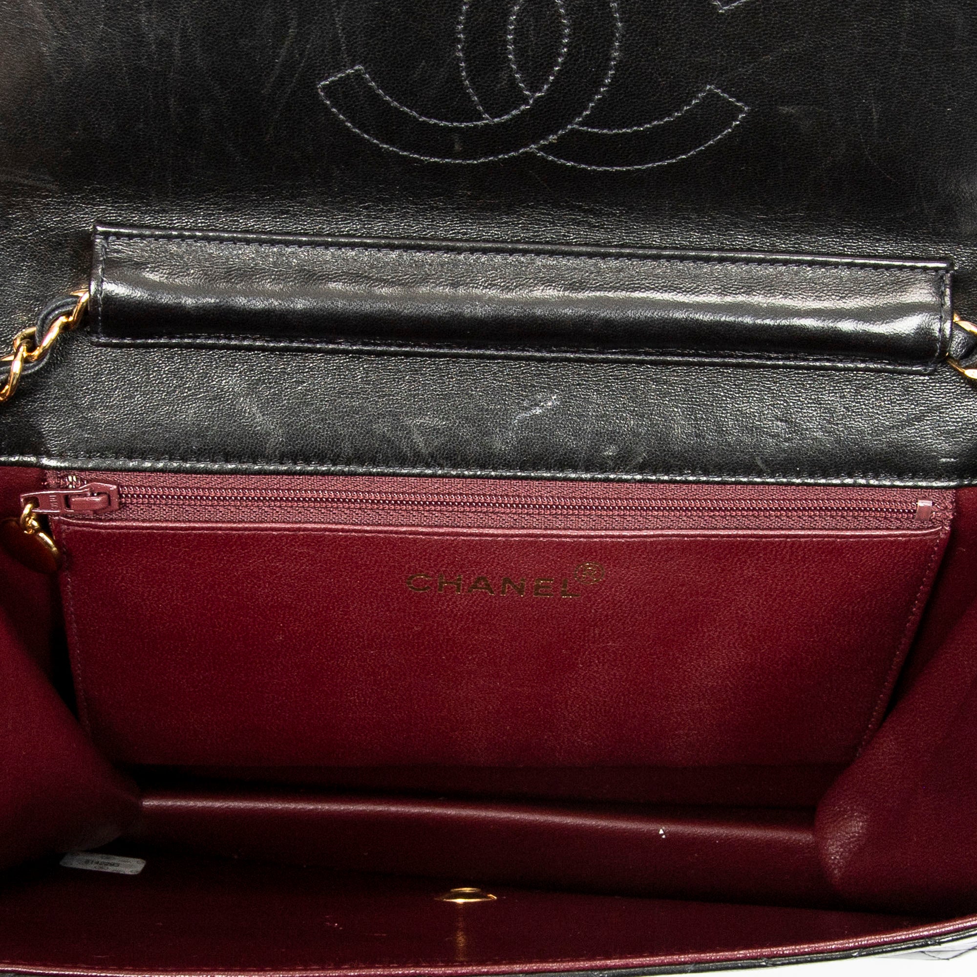 Shoulder Bag Vintage Push Lock Straight Flap Black Quilted Lambskin Leather