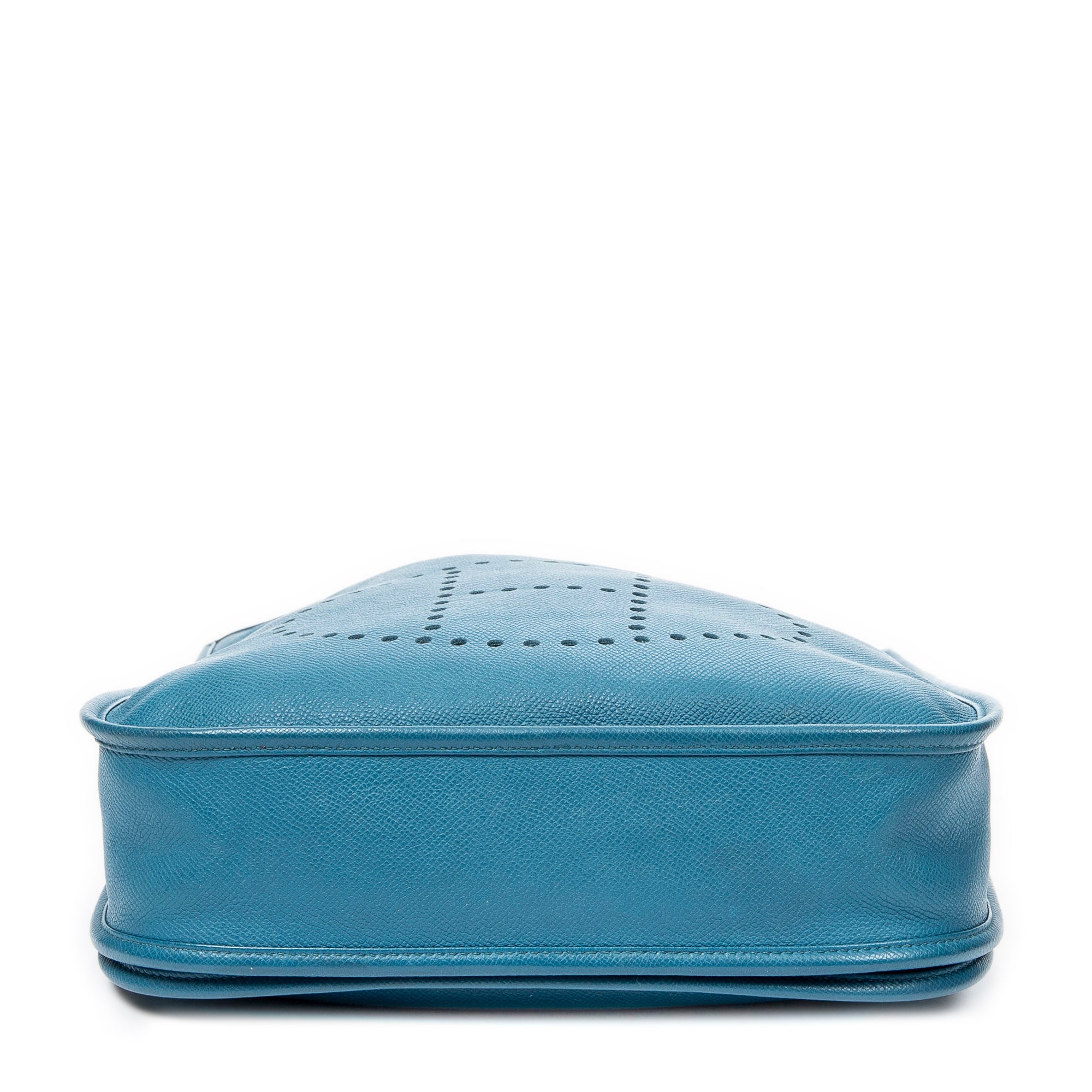 Shoulder Bag Evelyne III PM Bleu Colvert Epsom Leather