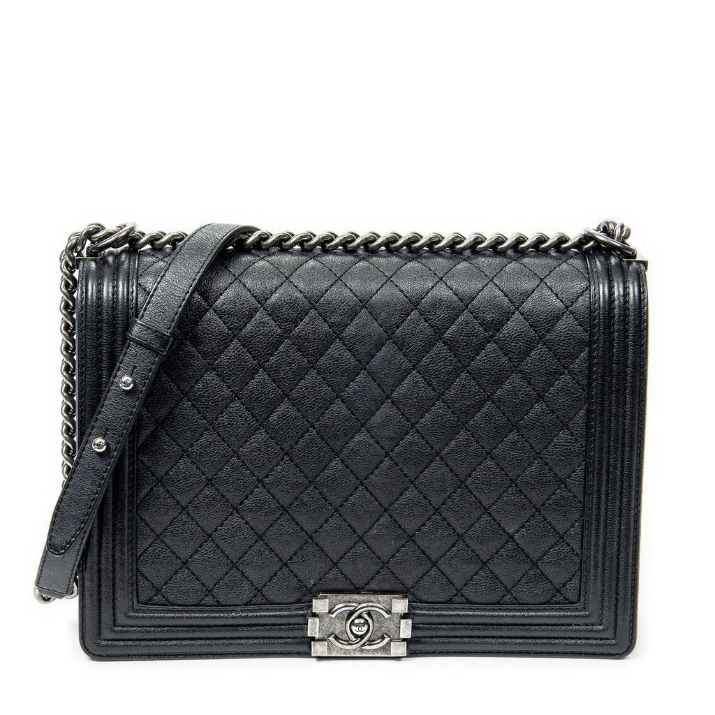 Bolso de Hombro Grande Niño Piel de Becerro Acolchada Negra