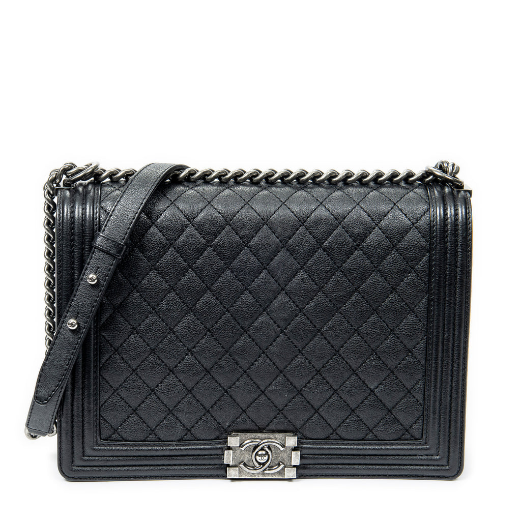 Shoulder Bag Large Boy Black Quilted Calfskin Leather