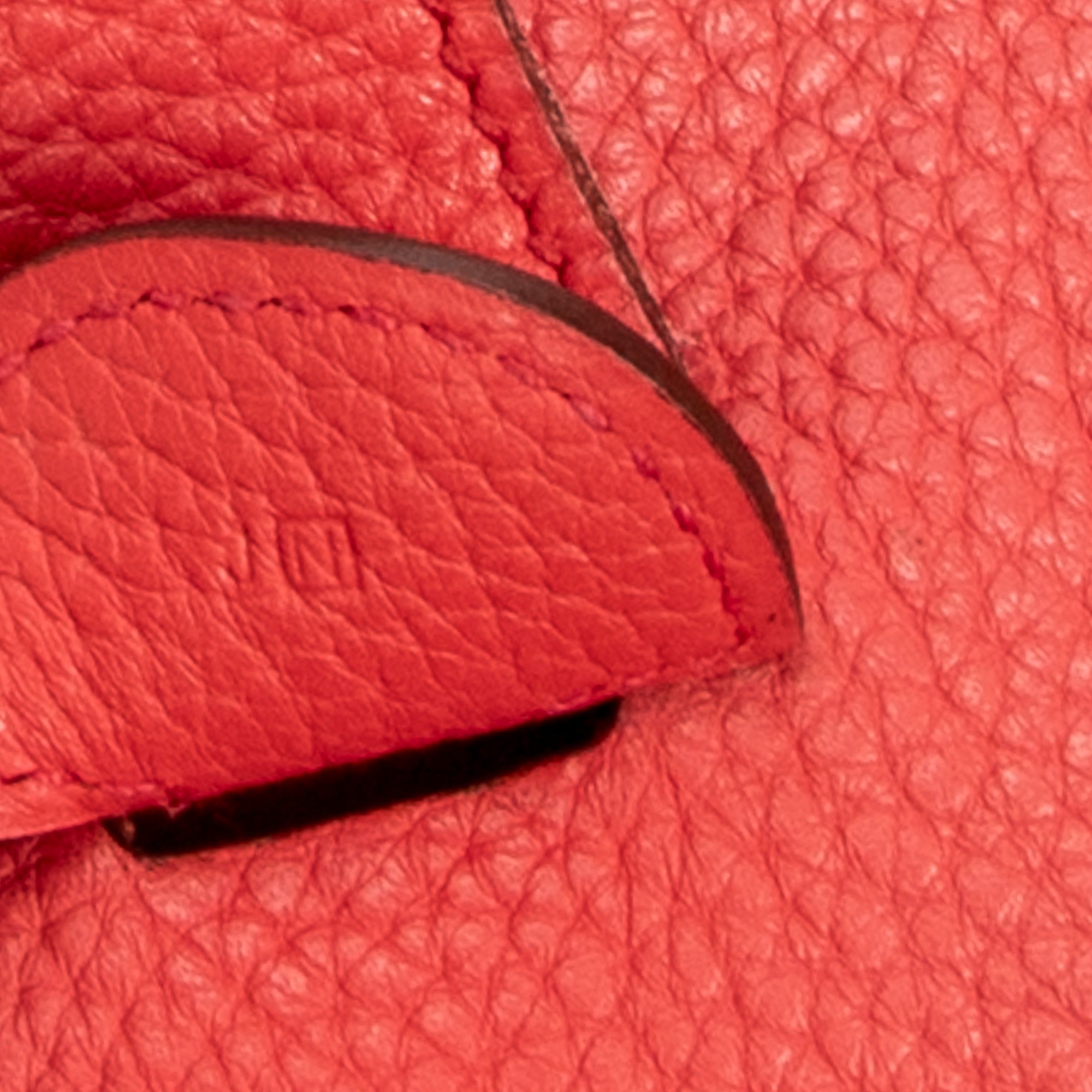 Shoulder Bag Evelyne III GM Rouge Pivoine Togo Leather
