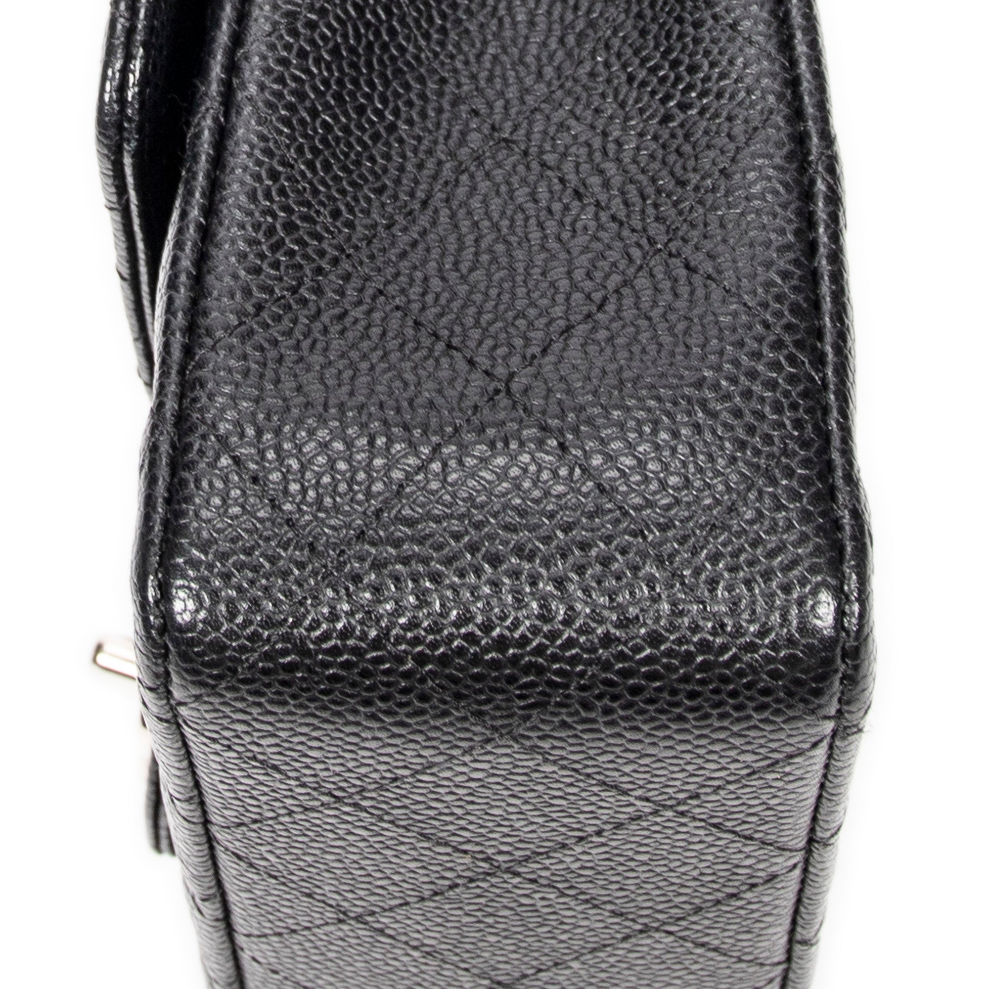 Shoulder Bag Classic Double Flap 26 Black Quilted Caviar Leather