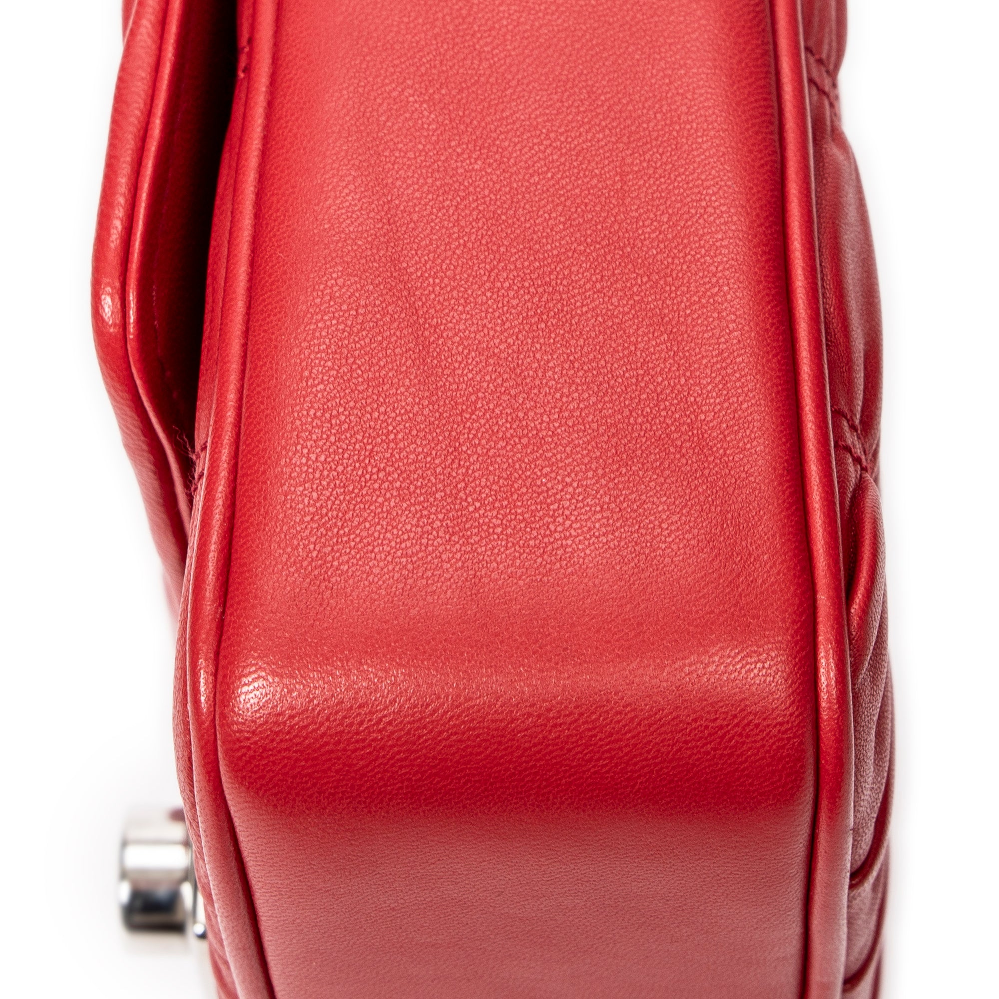 Shoulder bag Small Sound Chain Flap Red Nappa Gaufre Leather