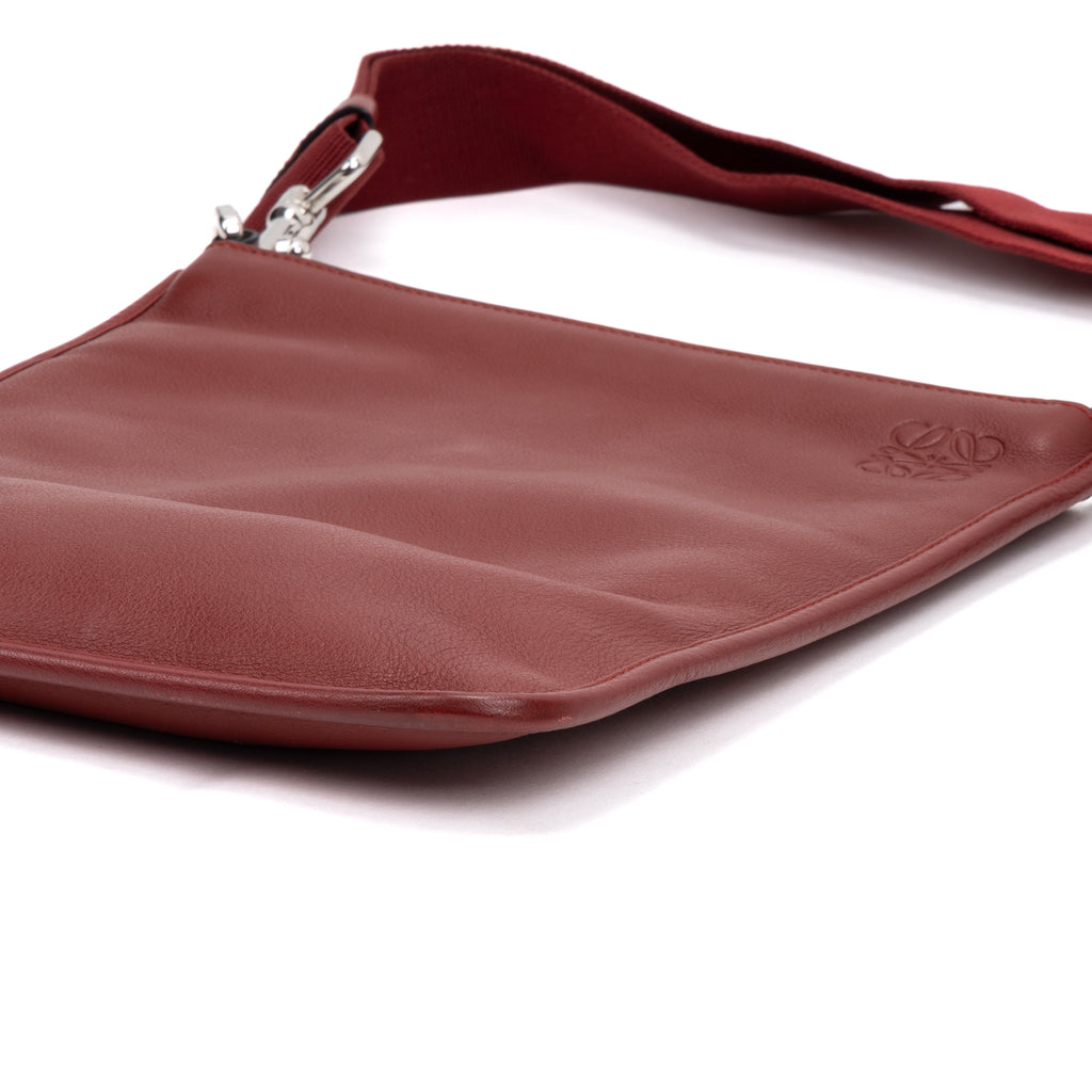 Shoulder bag Anagram Crossbody Maroon Grained Calfskin Leather