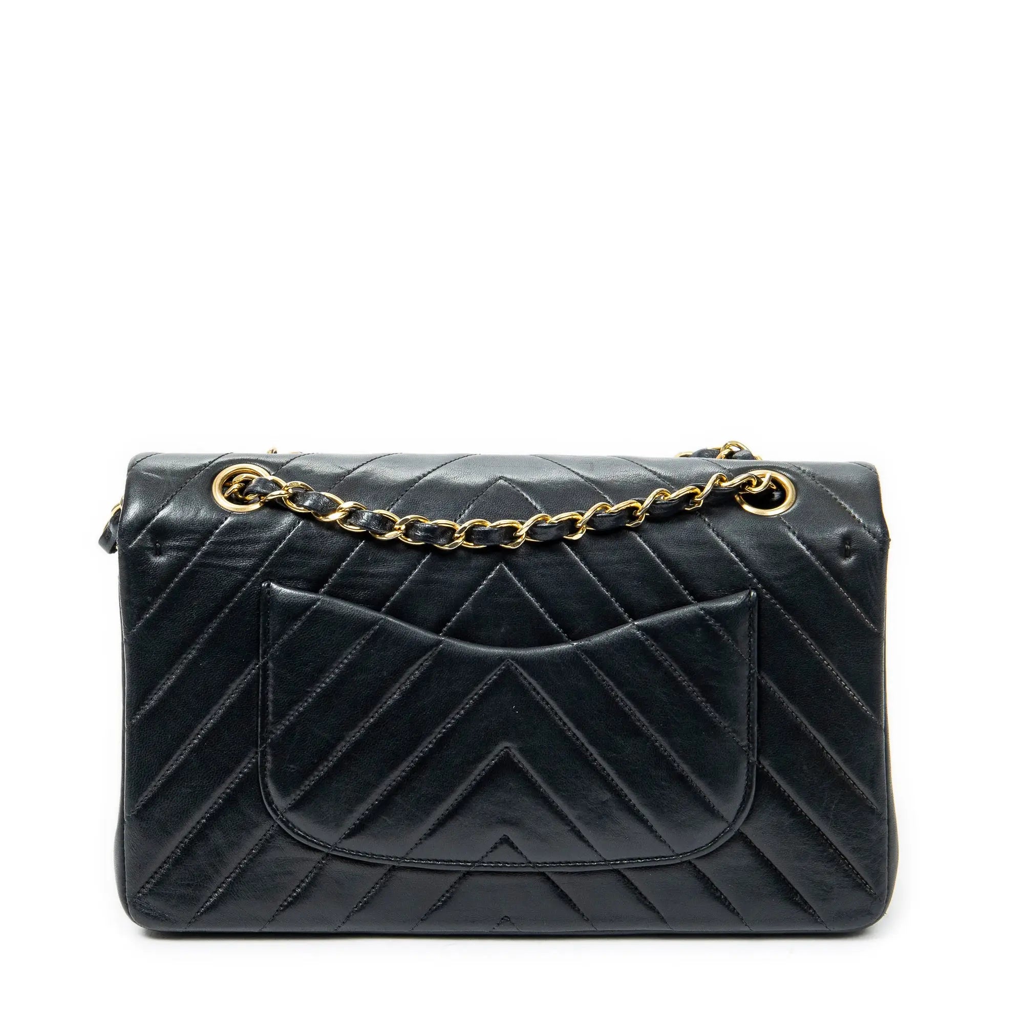 Shoulder bag Classic Double Flap 26 Black Chevron Quilted Calfskin Leather