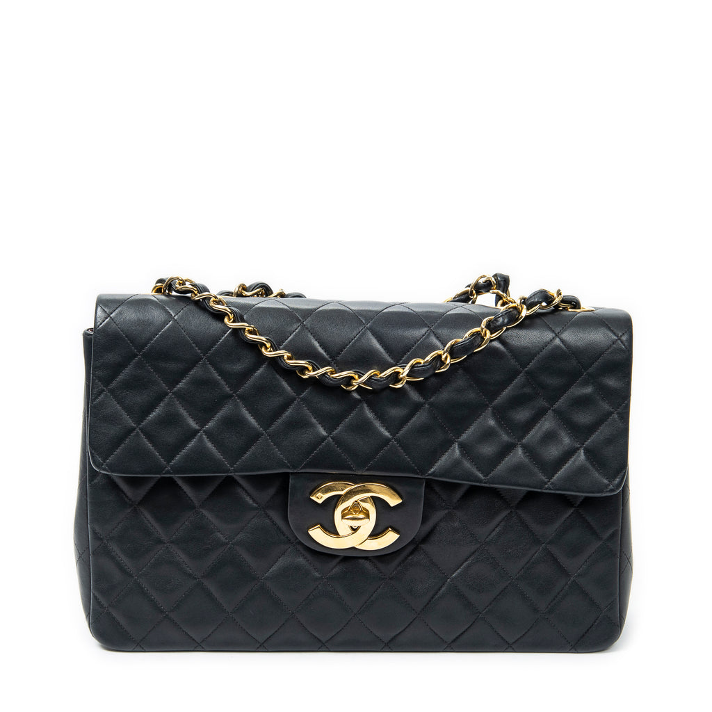 Shoulder bag Maxi Jumbo XL Flap Black Quilted Lambskin Leather