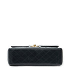 Shoulder bag Maxi Jumbo XL Flap Black Quilted Lambskin Leather