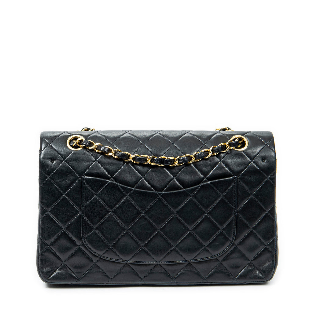 Shoulder bag Classic Double Flap 26 Black Quilted Lambskin Leather