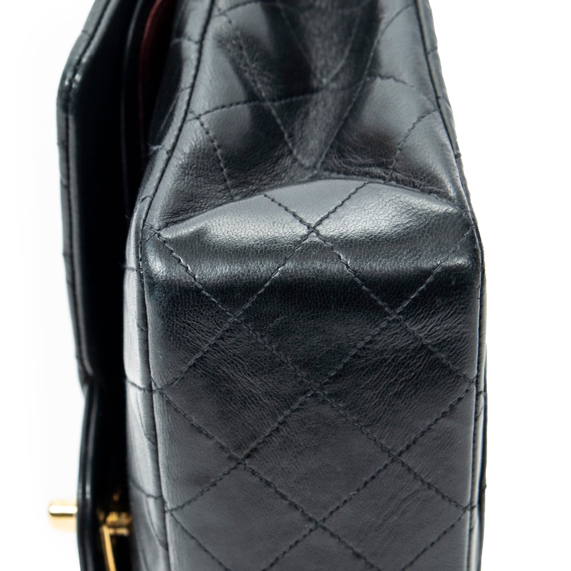 Shoulder bag Classic Double Flap 26 Black Quilted Lambskin Leather