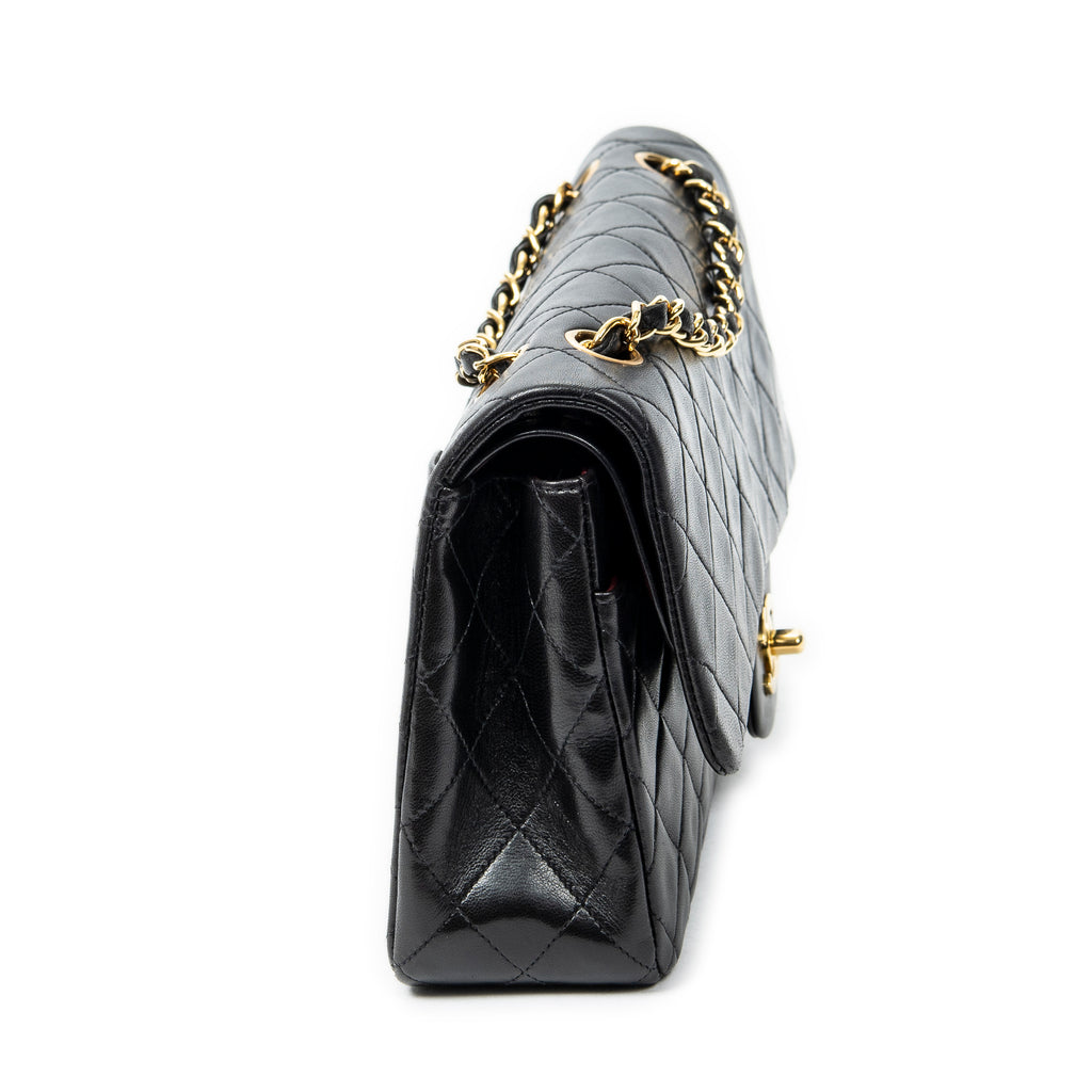 Shoulder bag Classic Double Flap 26 Black Quilted Lambskin Leather