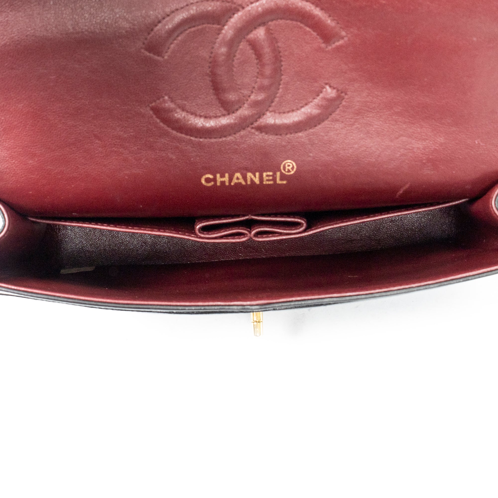 Shoulder bag Classic Double Flap 26 Black Quilted Lambskin Leather
