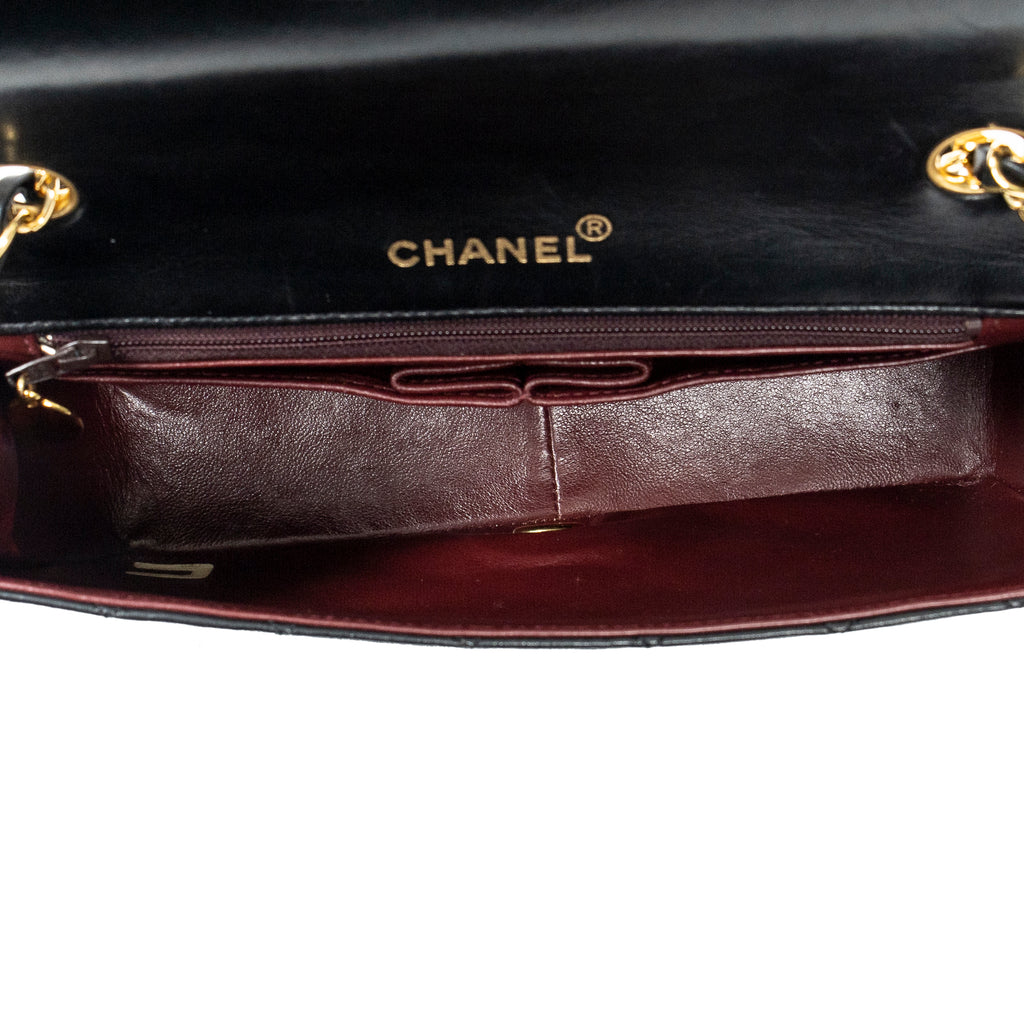Sac à bandoulière Mademoiselle Full Flap en cuir d'agneau matelassé noir