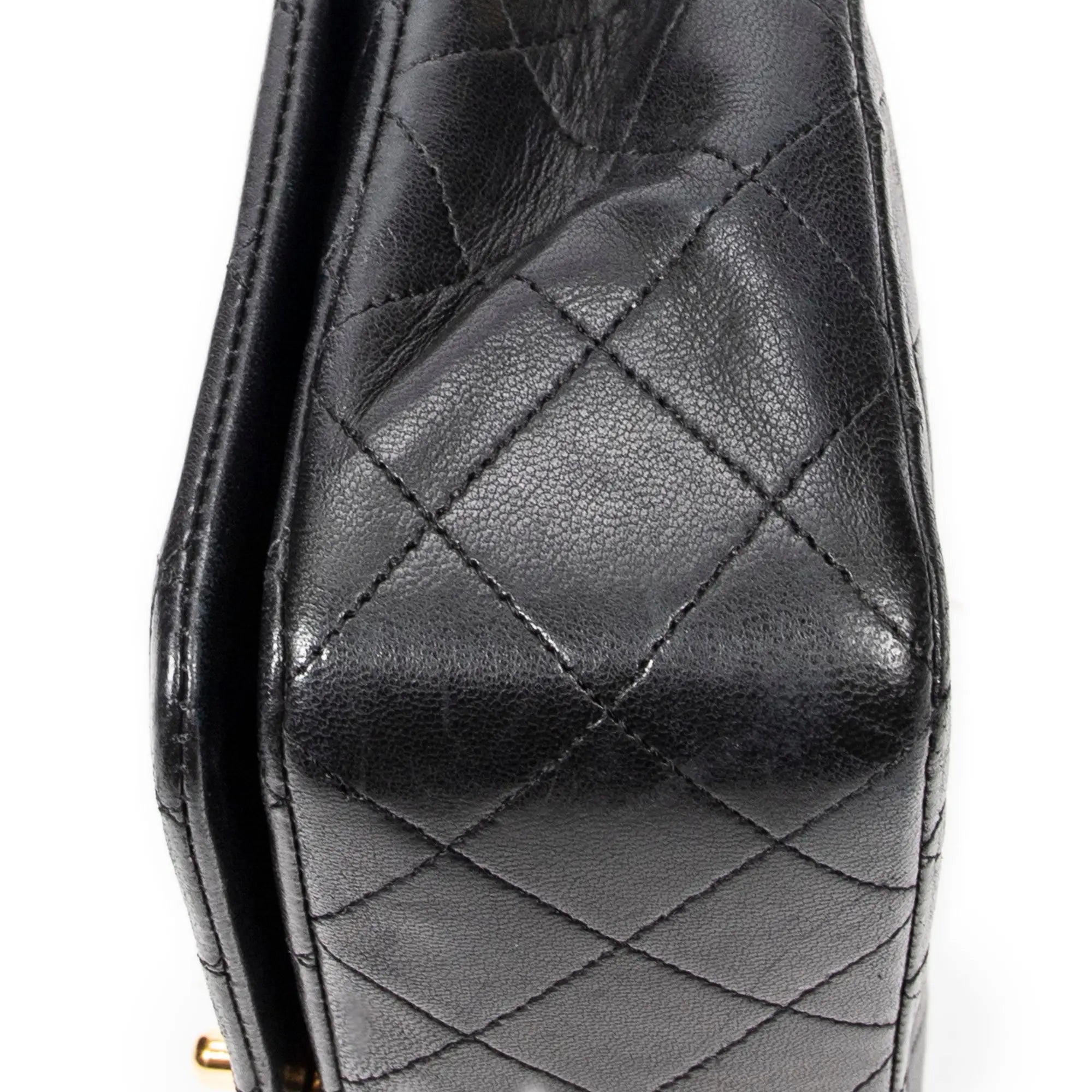 Chanel - CC Turn Lock Mademoiselle Full Flap - Noir