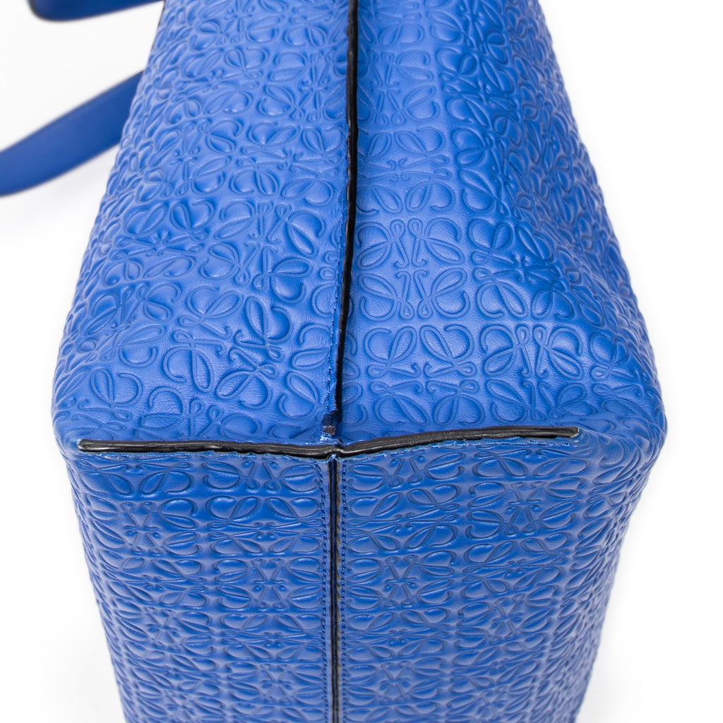 Shoulder bag Vertical Anagram Tote Royal Blue Anagram Embossed Calfskin Leather