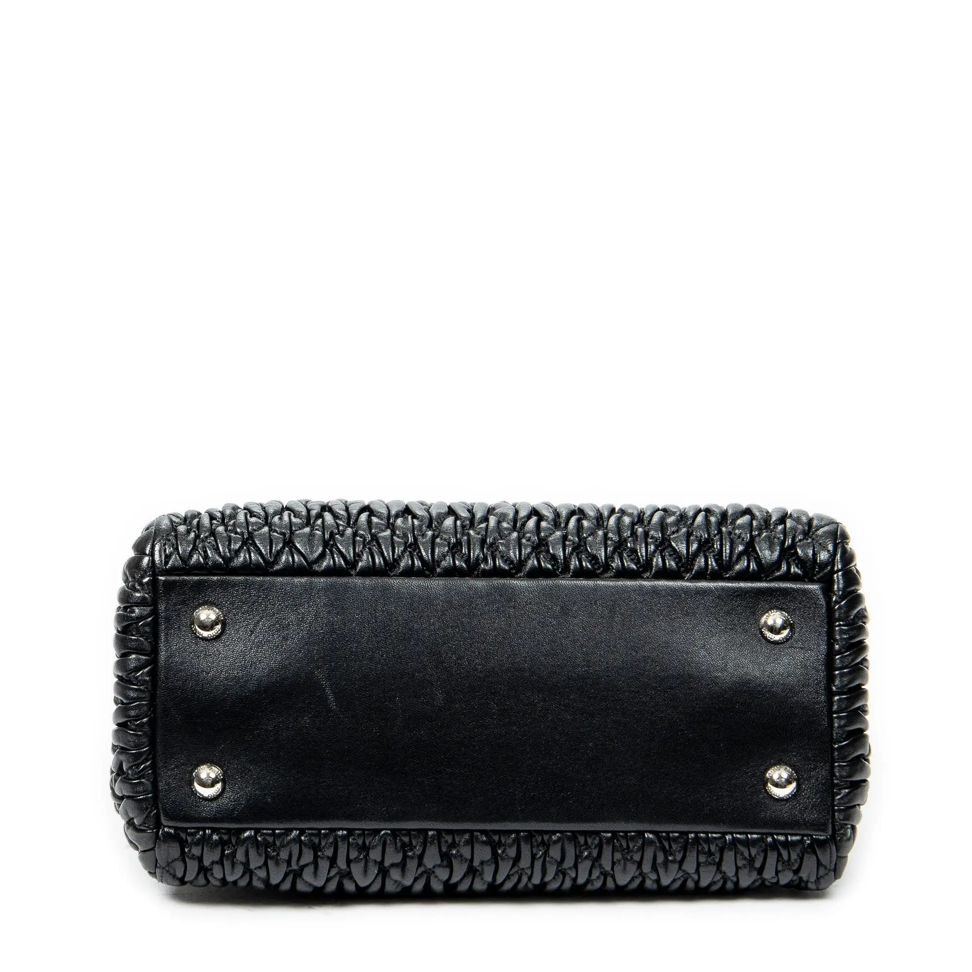 Bolso de hombro Mediano Crystal Tote Piel Matelassé Negra