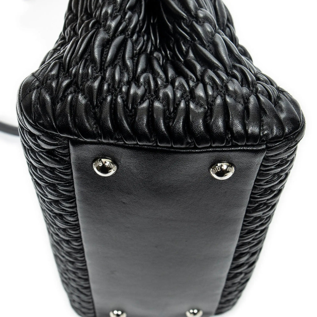Bolso de hombro Mediano Crystal Tote Piel Matelassé Negra