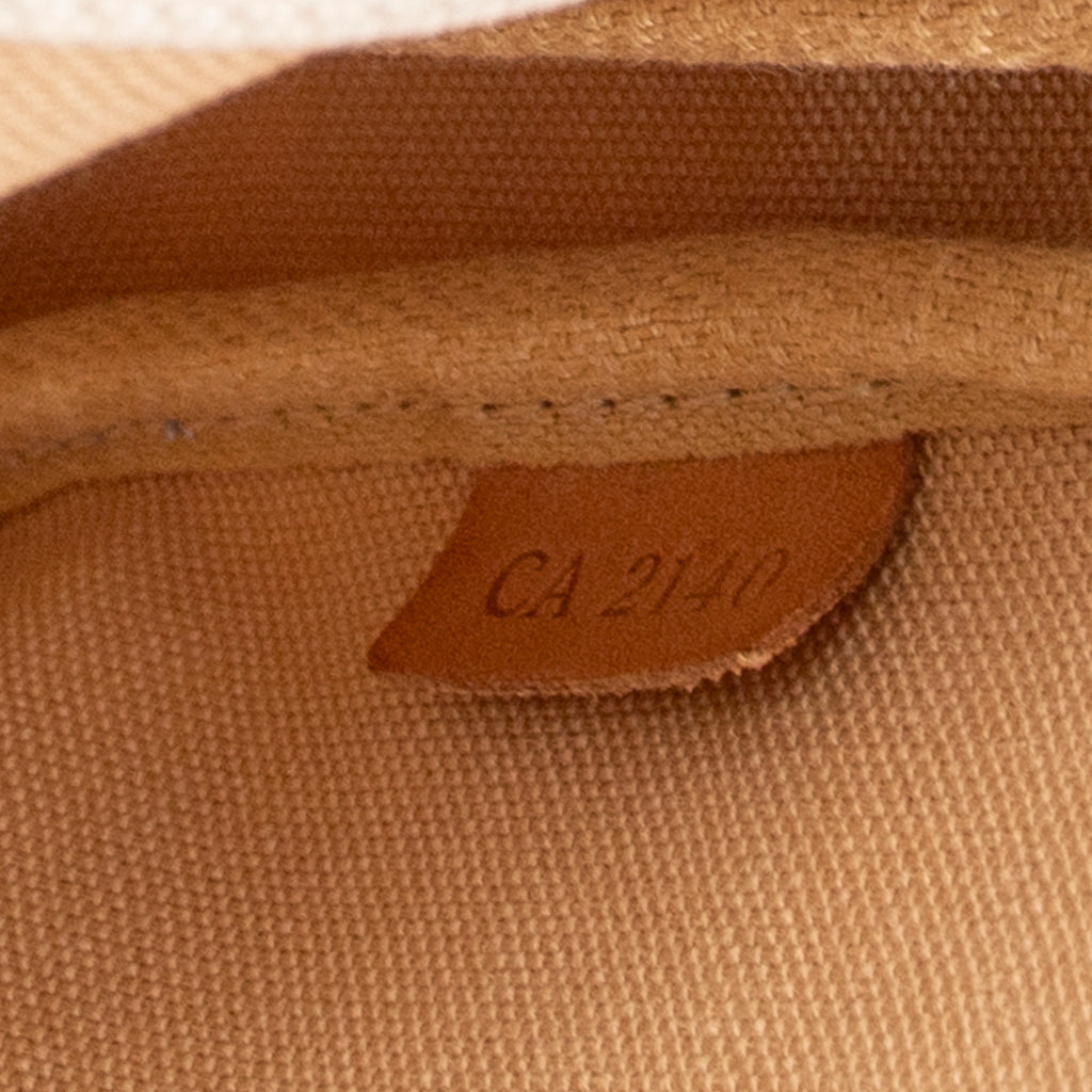 Pouch Pochette Accessoires Ivory Damier Azur